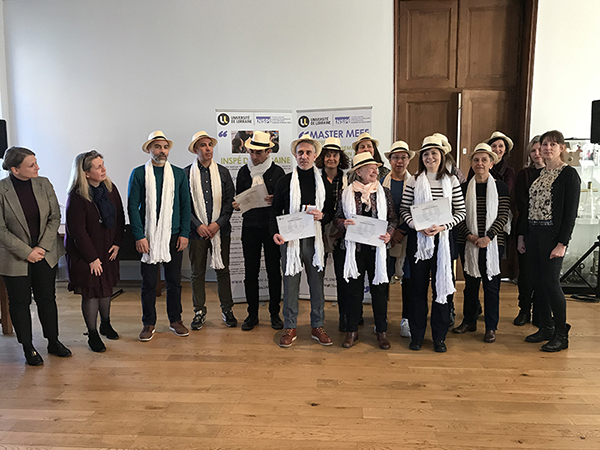 photos remise de diplômes aux promotions du DU allemand 2021 et 2022
